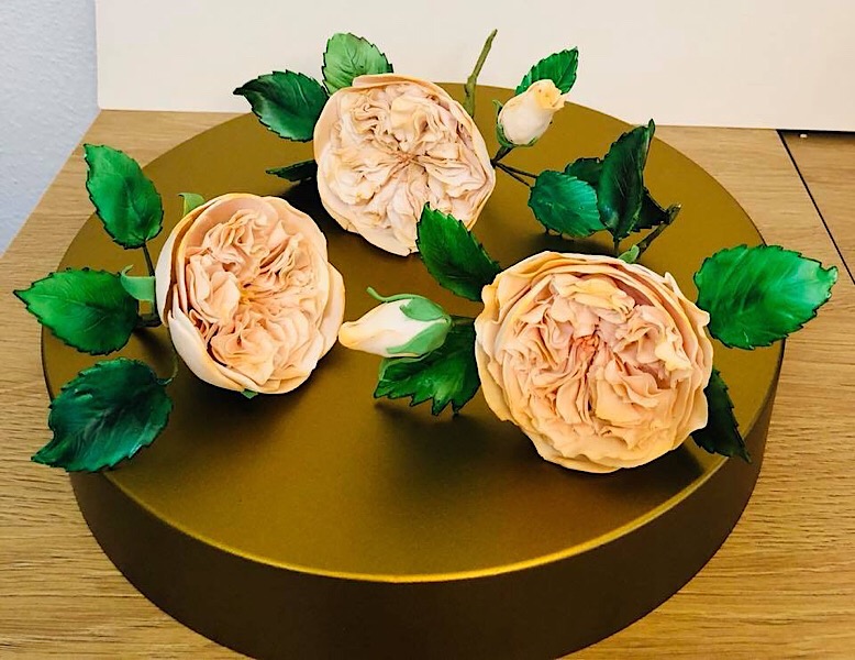 Dahlia, freesia, rose Austin